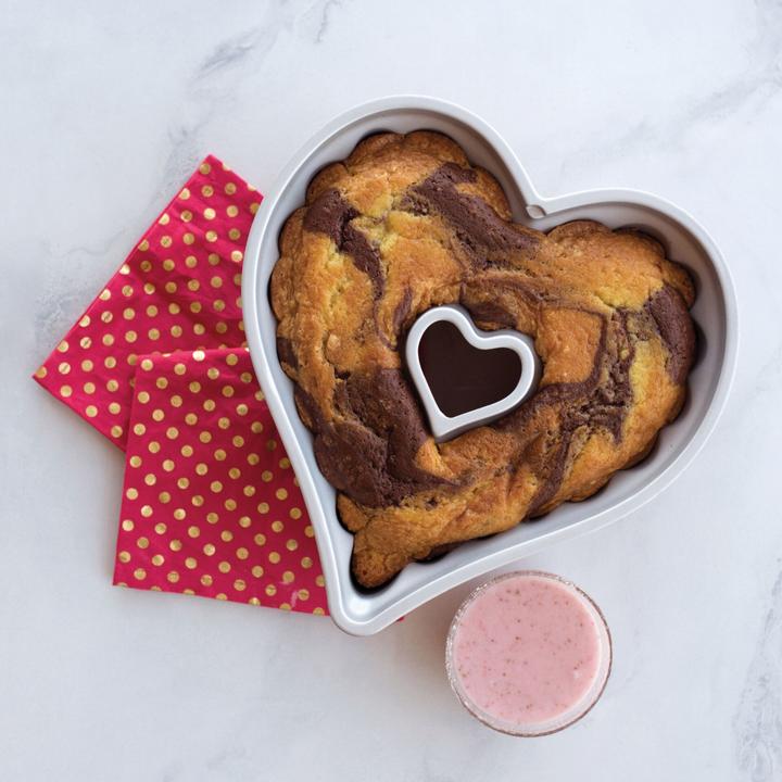 Image du produit Nordic Ware Moule à couronne en forme de coeur (23.50 cm)