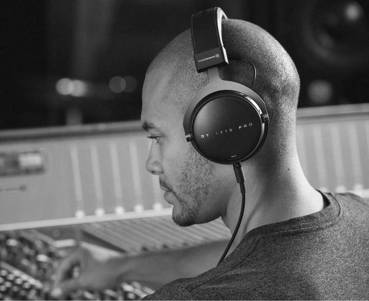 Image du produit Beyerdynamic DT 1770 Pro (pas de réduction du bruit, Filaire)