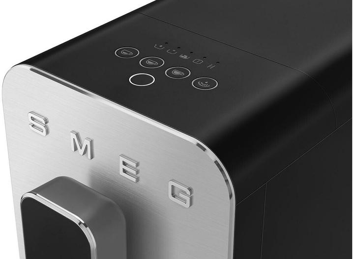 Actual product image Smeg BCC12BLMEU