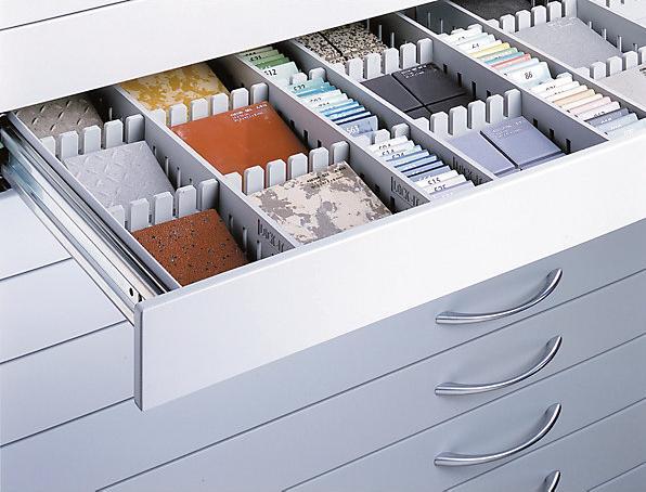 Produktbild C+P Zeichnungsschrank, DIN A1, 5 Schubladen, Höhe 420 mm, schwarzgrau / lichtgrau