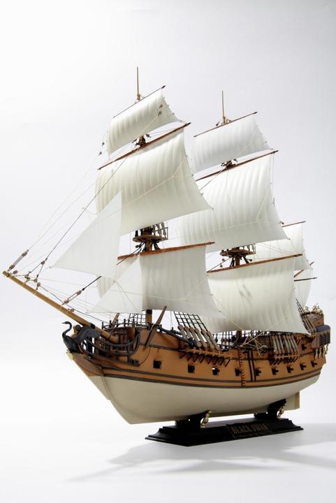 Produktbild Tamiya 1:72 Piratenschiff Black Swan