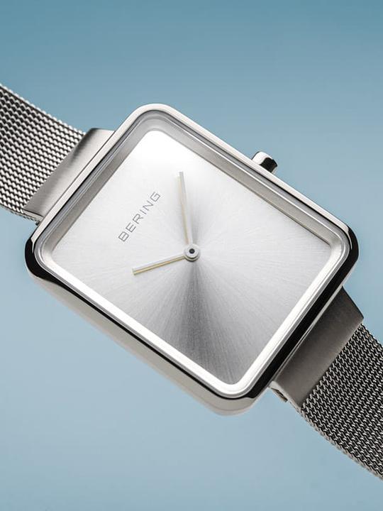 Actual product image Bering Classic (Analogue wristwatch, 28 mm)