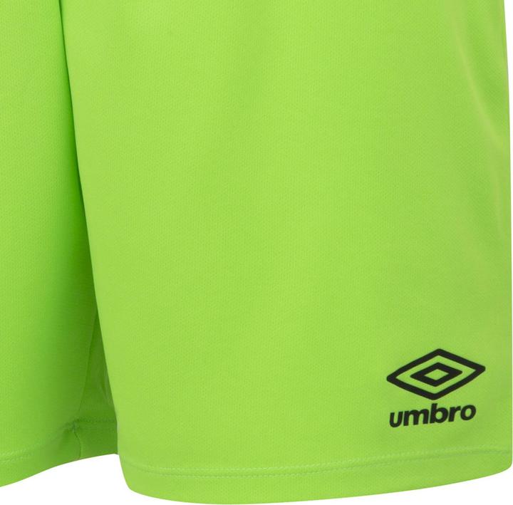 Actual product image Umbro Club Ii Shorts (140)
