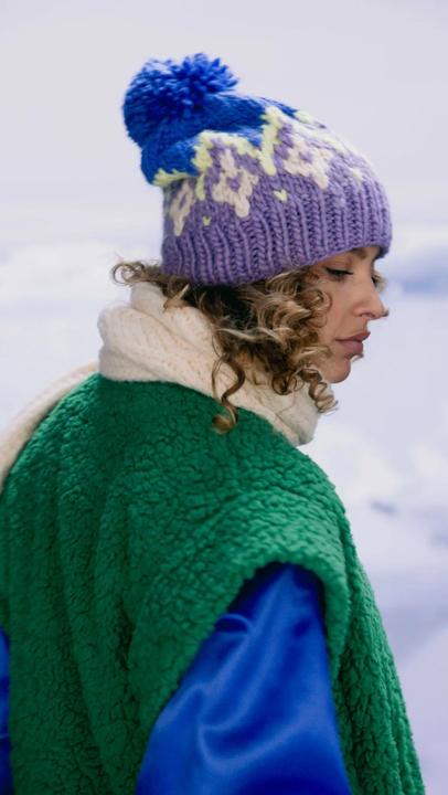 Actual product image Barts Women's Curley Beanie (One size)