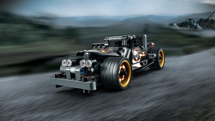 Image du produit LEGO Technic La voiture du fuyard (42046, LEGO Technic)