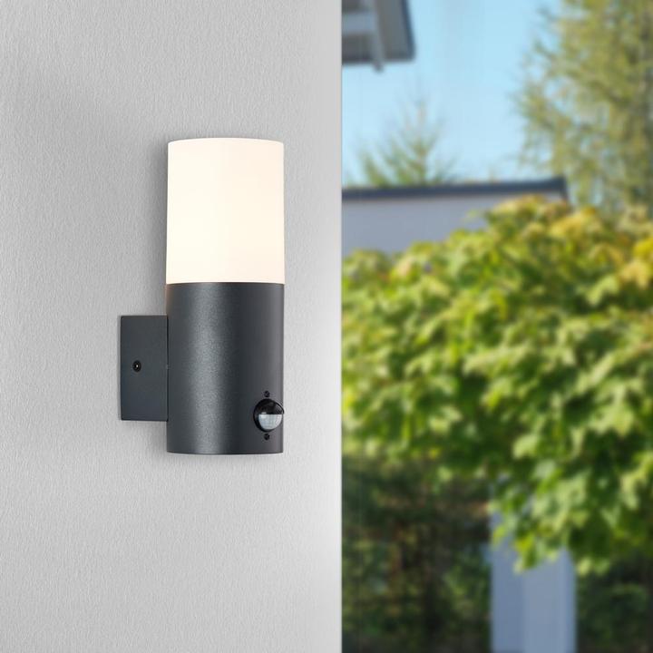 Actual product image Brilliant Aberdeen E27 / AUss-WA+BEW / w/o bulb Aussenwandleuchte, stehend mit Bewegungsmelder (E27, IP44)
