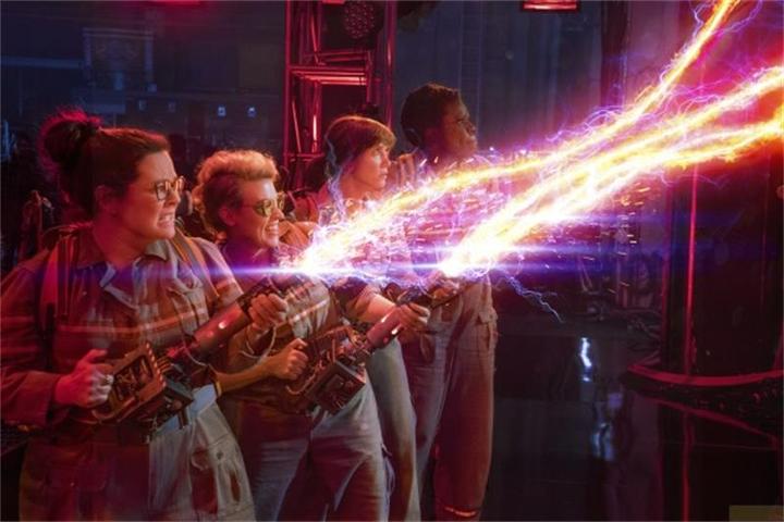 Actual product image Ghostbusters - Answer The Call (DVD, 2016, German, Spanish, English)