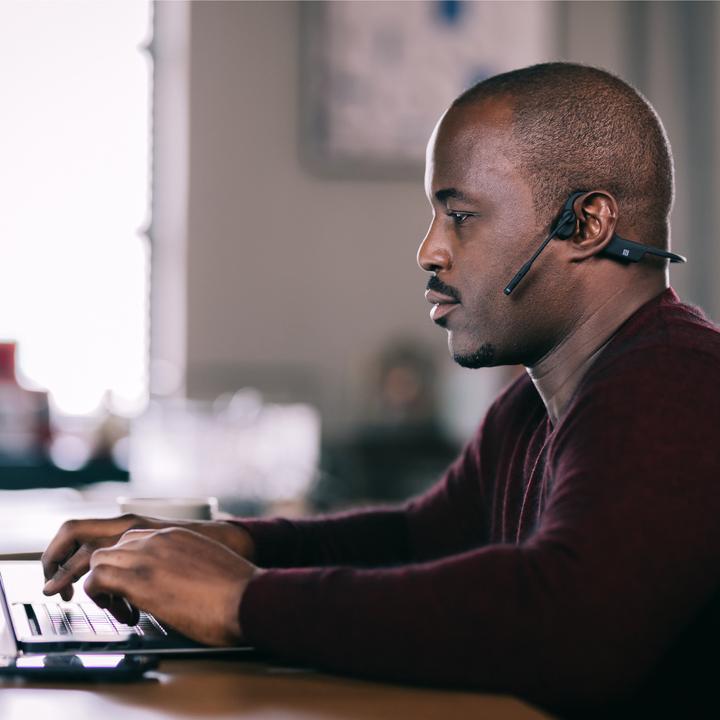 Actual product image Shokz OpenComm (ANC, 16 h, Wireless)