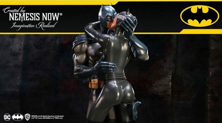 Image du produit Nemesis Now DC Comics buste Batman & Catwoman 30 cm