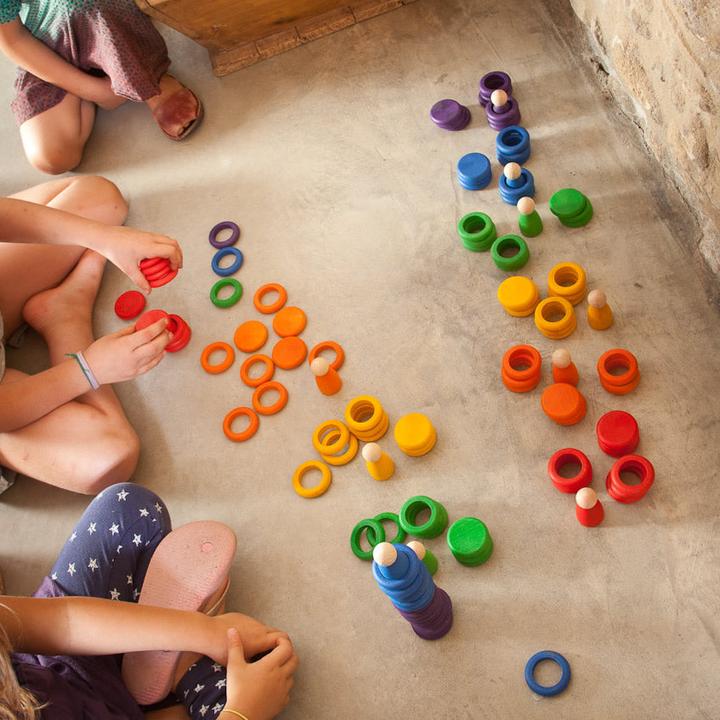 Produktbild Grapat Bunte Regenbogen-Scheiben, 36er Set (12 Farben) nach Montessori