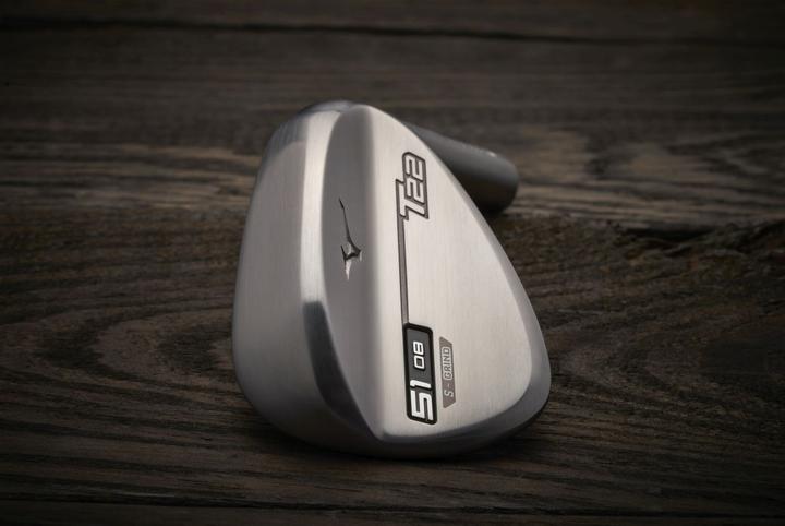 Actual product image Mizuno T22 Wedge White Satin (Black)