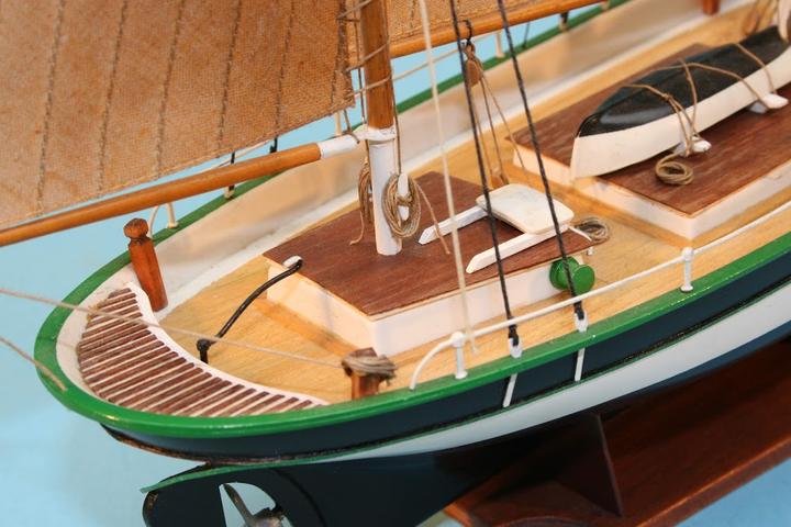 Actual product image Billing Boats Dana - Plastic hull 1:60 - (428316)