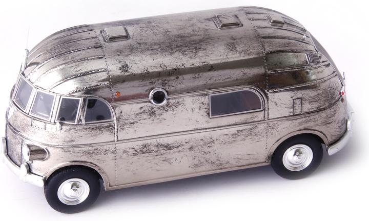 Produktbild AutoCult Hunt Hollywood Hous Car (USA), silber-met.