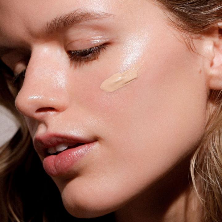 Image du produit Dr. Hauschka crème solaire pour le visage teintée SPF30 crème (Crème solaire visage, SPF 30, 40 ml, 64 g)