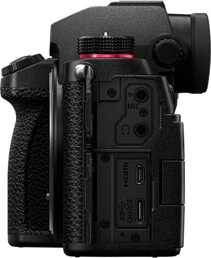 Immagine prodotto Panasonic Lumix S5 (20 - 60 mm, 24.20 Mpx, Full frame / FX)
