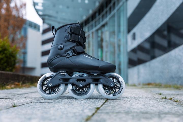 Produktbild Powerslide Kaze Black 110 42 (42)