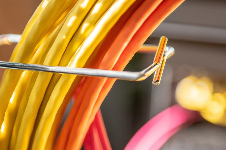 Produktbild Digitus Kabelführungsbügel, verzinkt