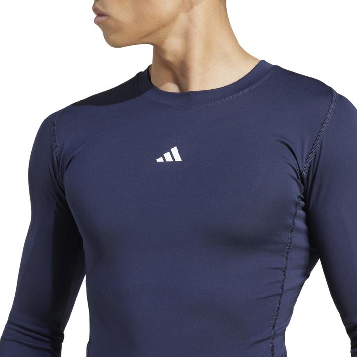 Actual product image adidas Techfit (S)
