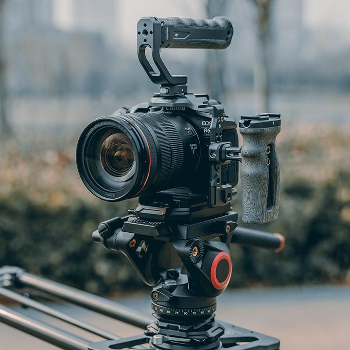 Actual product image Falcam Cage V2 for CANON R5/R6/R6 II #2634A (F22 & F38 & F50)
