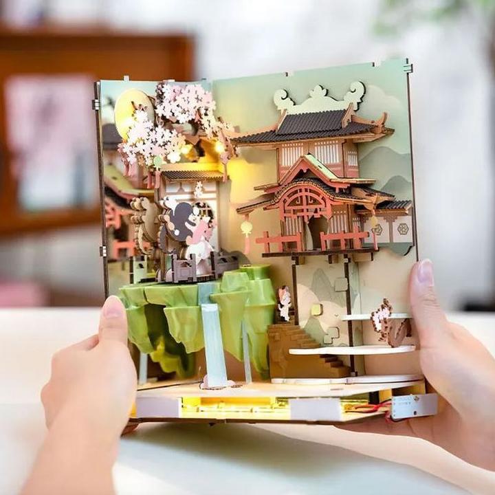 Immagine prodotto Robotime Casa minuscola - Kit casa libreria in legno : Falling Sakura