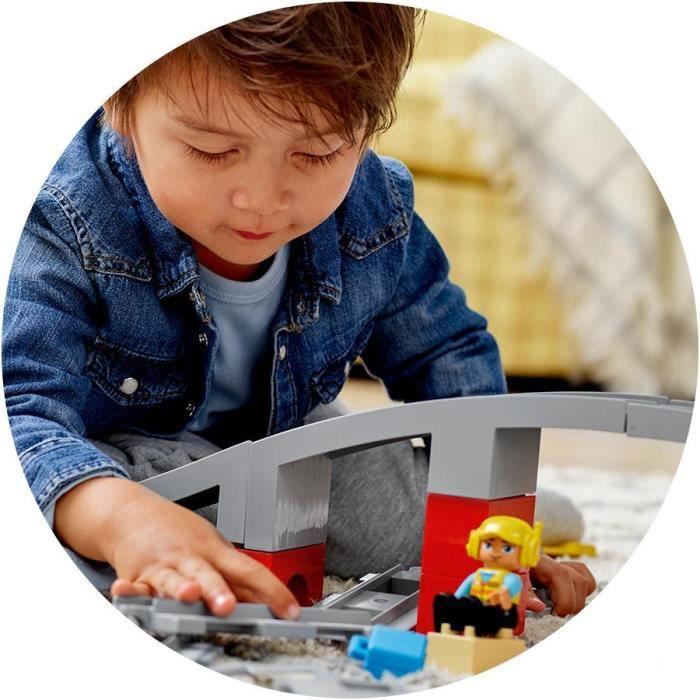 Immagine prodotto LEGO Ponte ferroviario e binari (10872)