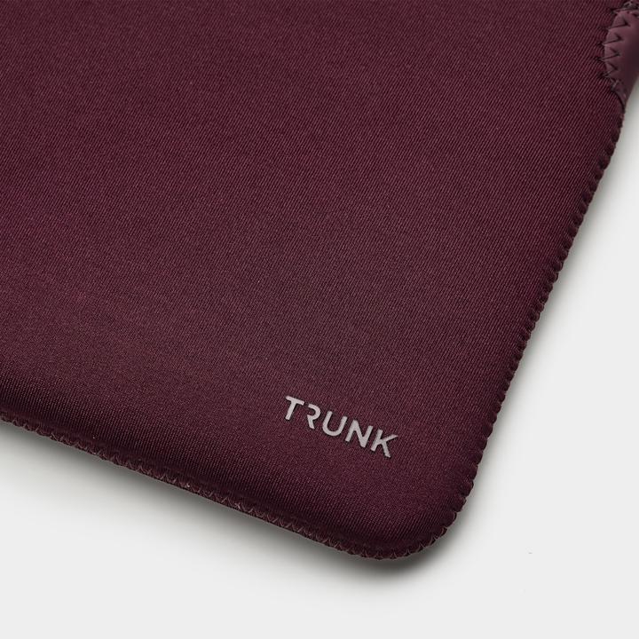 Actual product image Trunk Neoprene Sleeve for MacBook Pro/MacBook Air 2016-2020 13" wine red (13", Apple)