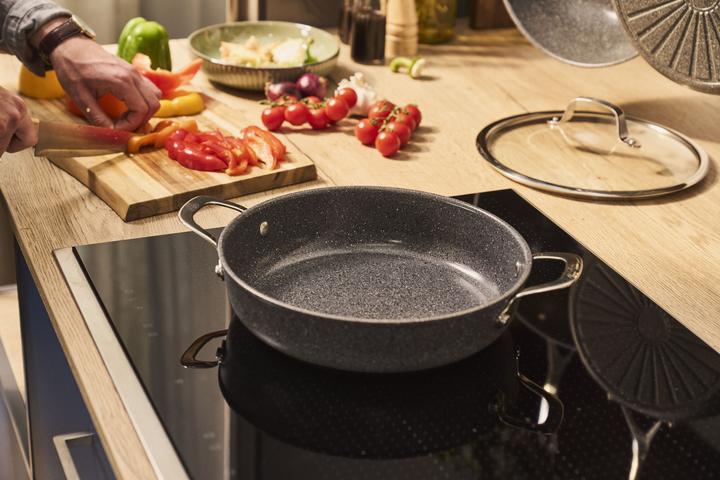 Immagine prodotto Ballarini Salina Teglia in ceramica con coperchio 28cm (Set di pentole e padelle da cucina, Ceramica)