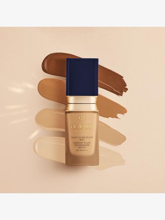 Image du produit Clé De Peau Radiant Fluid Foundation Matte O10 (O10 - Light Ocher)