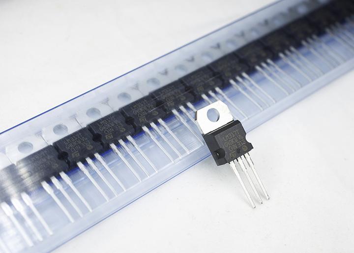 Produktbild ST LM317 Variabler Spannungsregler
