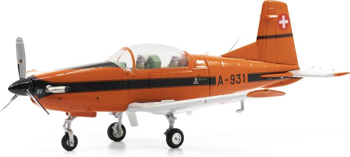 Actual product image Ace Pilatus PC-7 A-931 origin paint orange