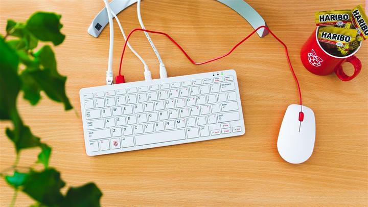 Image du produit Raspberry Pi 400 DE Kit de démarrage
