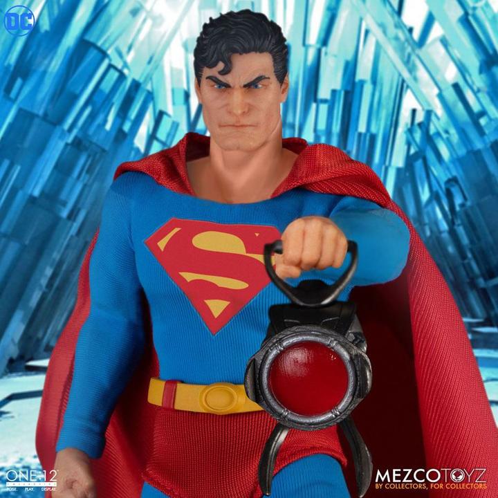 Produktbild Mezco Toys DC Comics figurine 1/12 Superman - Man of Steel Edition 16 cm