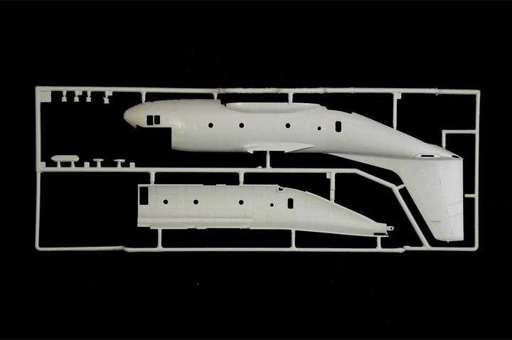 Actual product image Wittmax 1.72 C-27A/J Spartan - G.222
