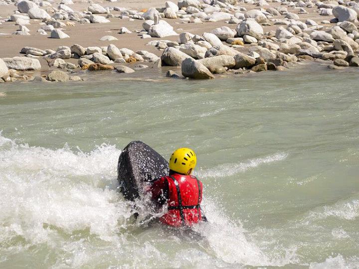 Actual product image Smartbox Sport, fun and pure adrenalin: 1 hydrospeed descent in Sierre for 1 person (1 pers.)