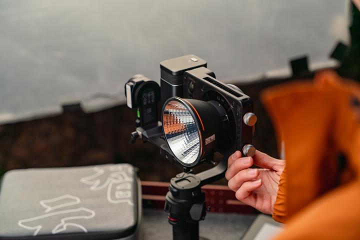 Image du produit Zhiyun Molus X100 Pro (Lumière vidéo)
