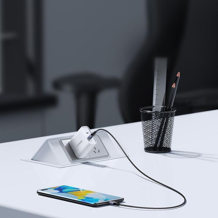 Immagine prodotto Ugreen USB C — USB C (2 m, USB 2.0, 240 W)