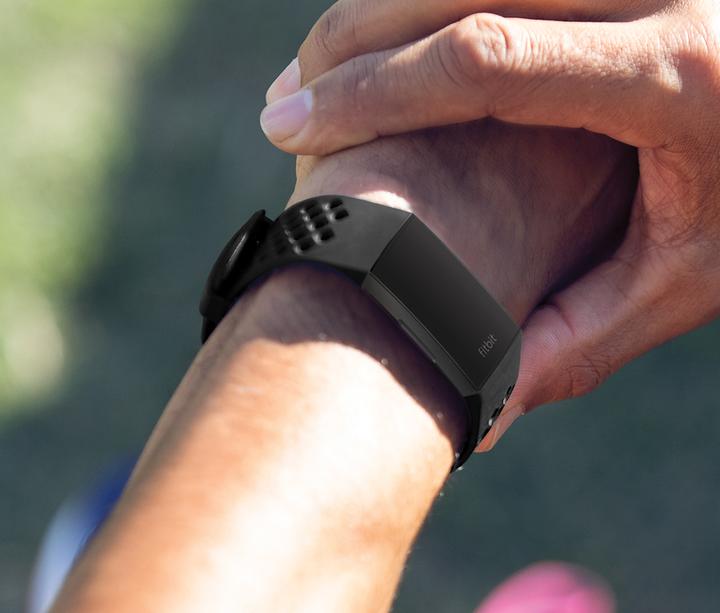 Actual product image Fitbit Sports Band (18 mm, Elastomer)