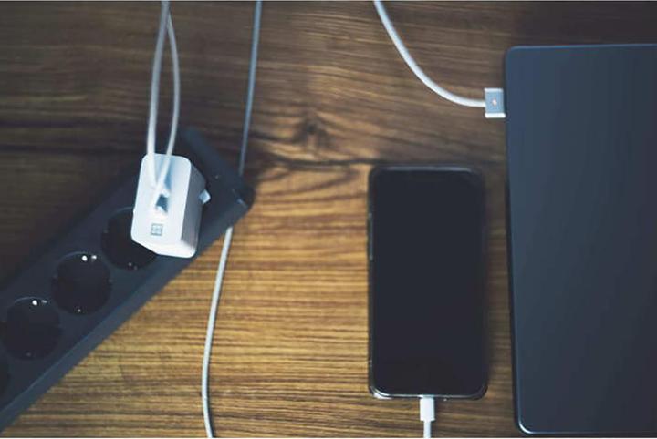 Actual product image XtremeMac Wall Charger (65 W)