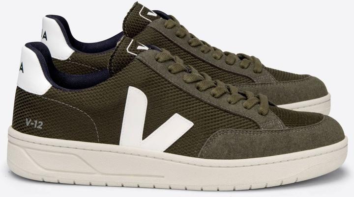 Actual product image Veja V-12 (44)