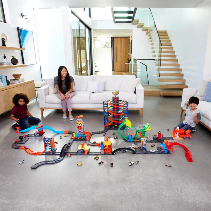 Immagine prodotto Hot Wheels Track Builder Unlimited Box Tanica di Benzina
