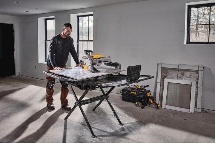 Image du produit DeWalt Scie à carrelage 1600W (Scies)