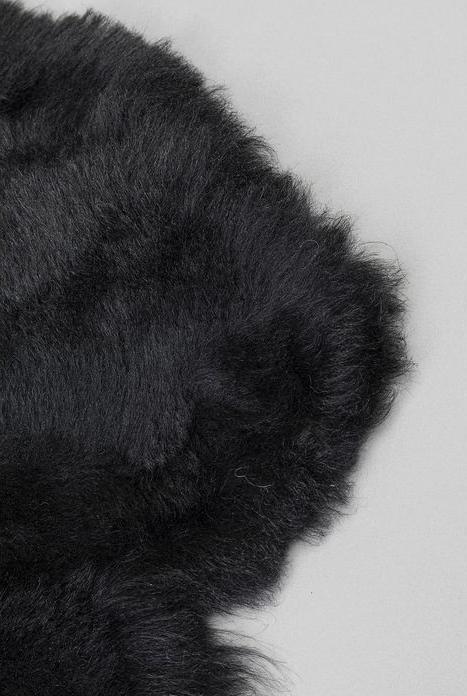 Immagine prodotto Kare Design Pelle di agnello Heidi Nero 85x60