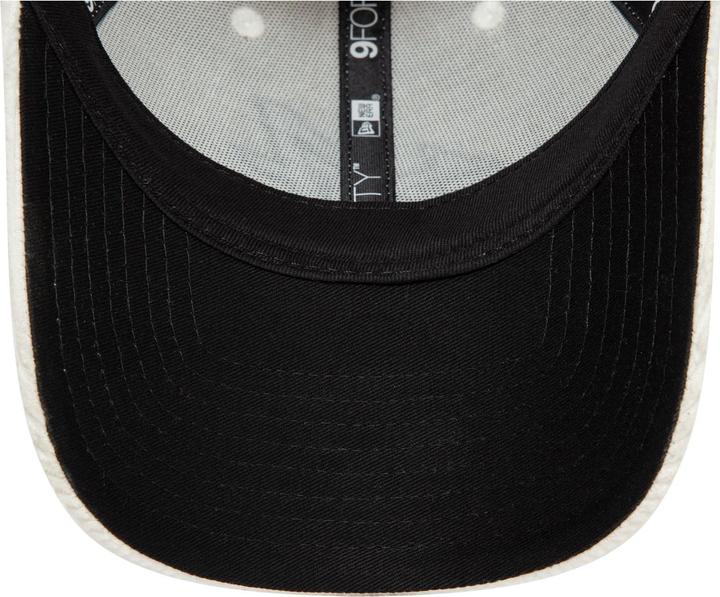 Actual product image New Era 9Forty Strapback Corduroy Cap - F1 Bwt Alpine A290 White
