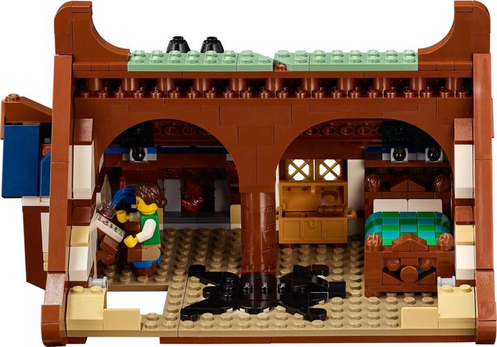 Image du produit LEGO Le forgeron médiéval (21325, LEGO Ideas, LEGO difficiles à trouver)
