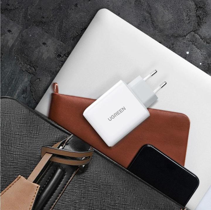Actual product image Ugreen USB-C 36W PD charger 2 port (36 W)