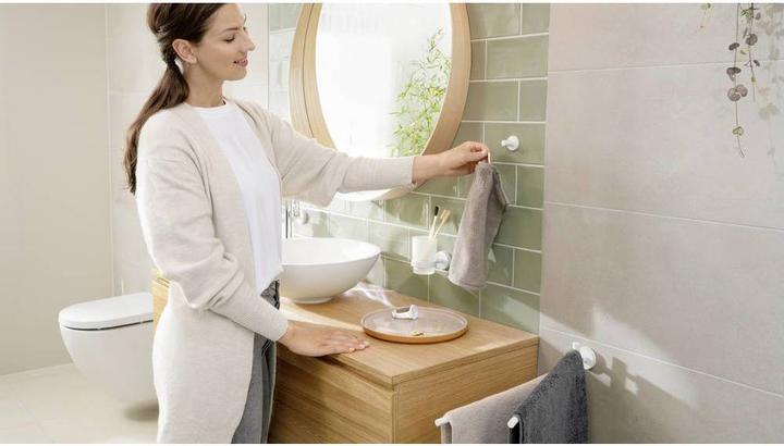 Image du produit tesa MOON WHITE Crochet pour serviette de bain avec solution adhésive sans perçage