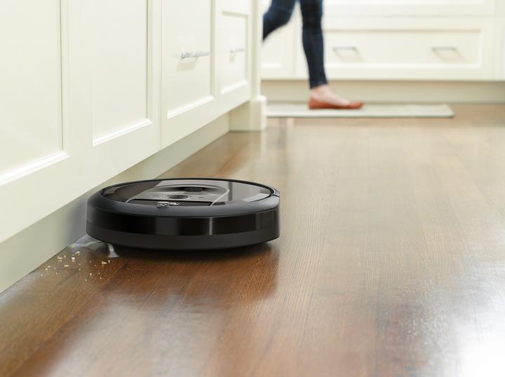 Actual product image iRobot Roomba i7+ (Robot vacuum)