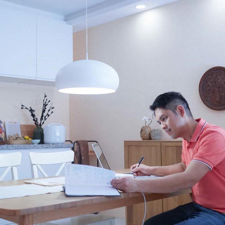Produktbild Philips Lampe (E14, 5 W, 470 lm, 1 x, F)