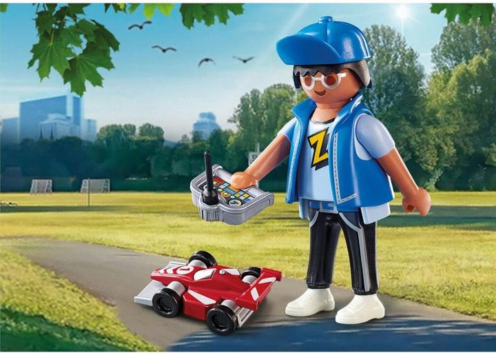 Produktbild Playmobil Teenie mit RC-Car (70561, Playmobil Playmo-Friends)