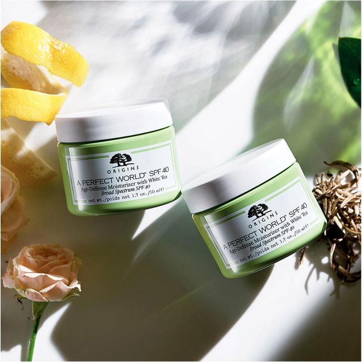 Actual product image Origins A Perfect World Age-Defense Moisturizer With White Tea (50 ml, Day cream, SPF 40)